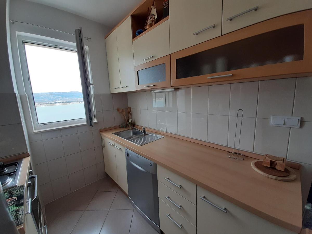Apartment Jelena Trogir Bagian luar foto