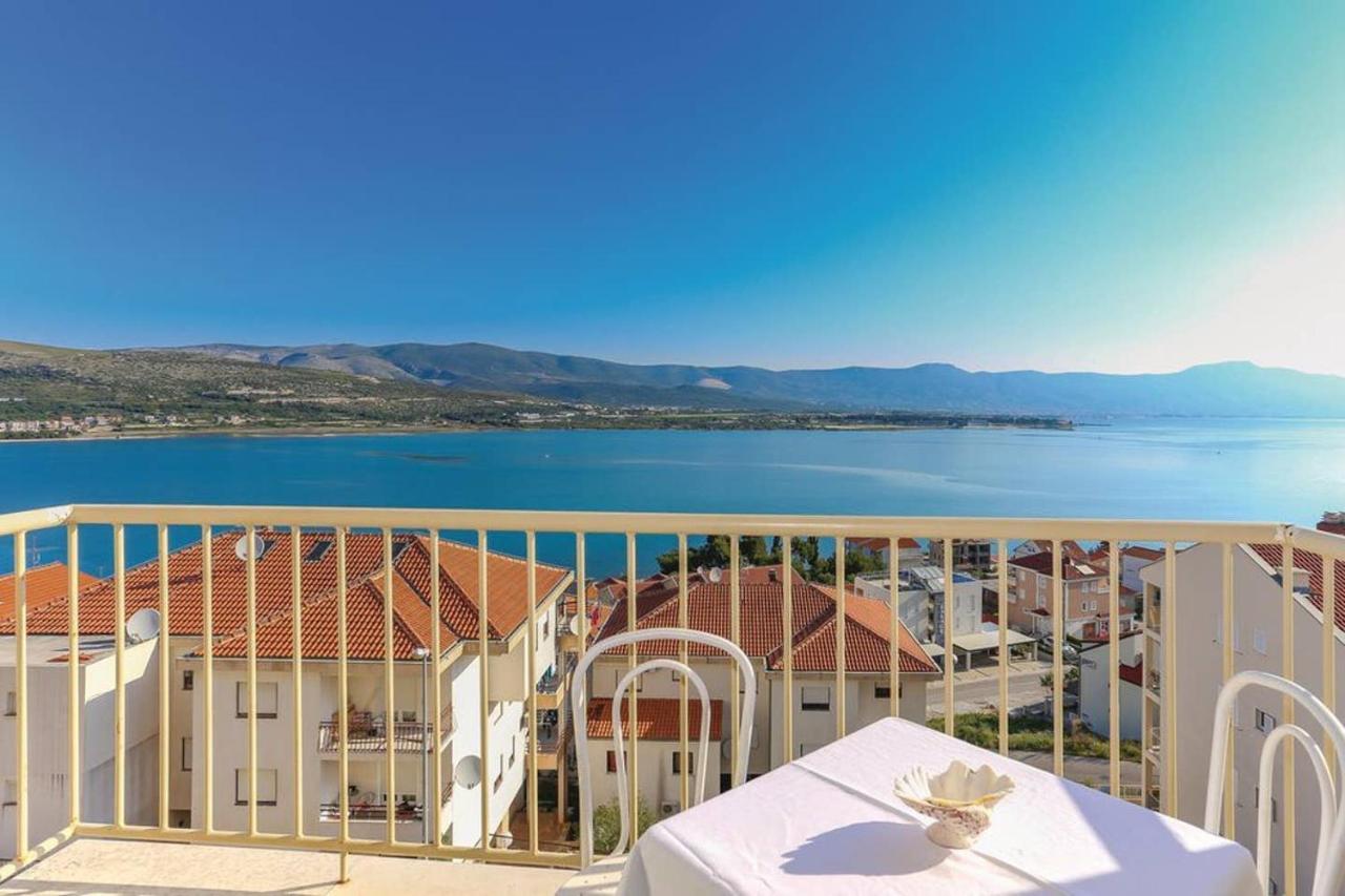 Apartment Jelena Trogir Bagian luar foto